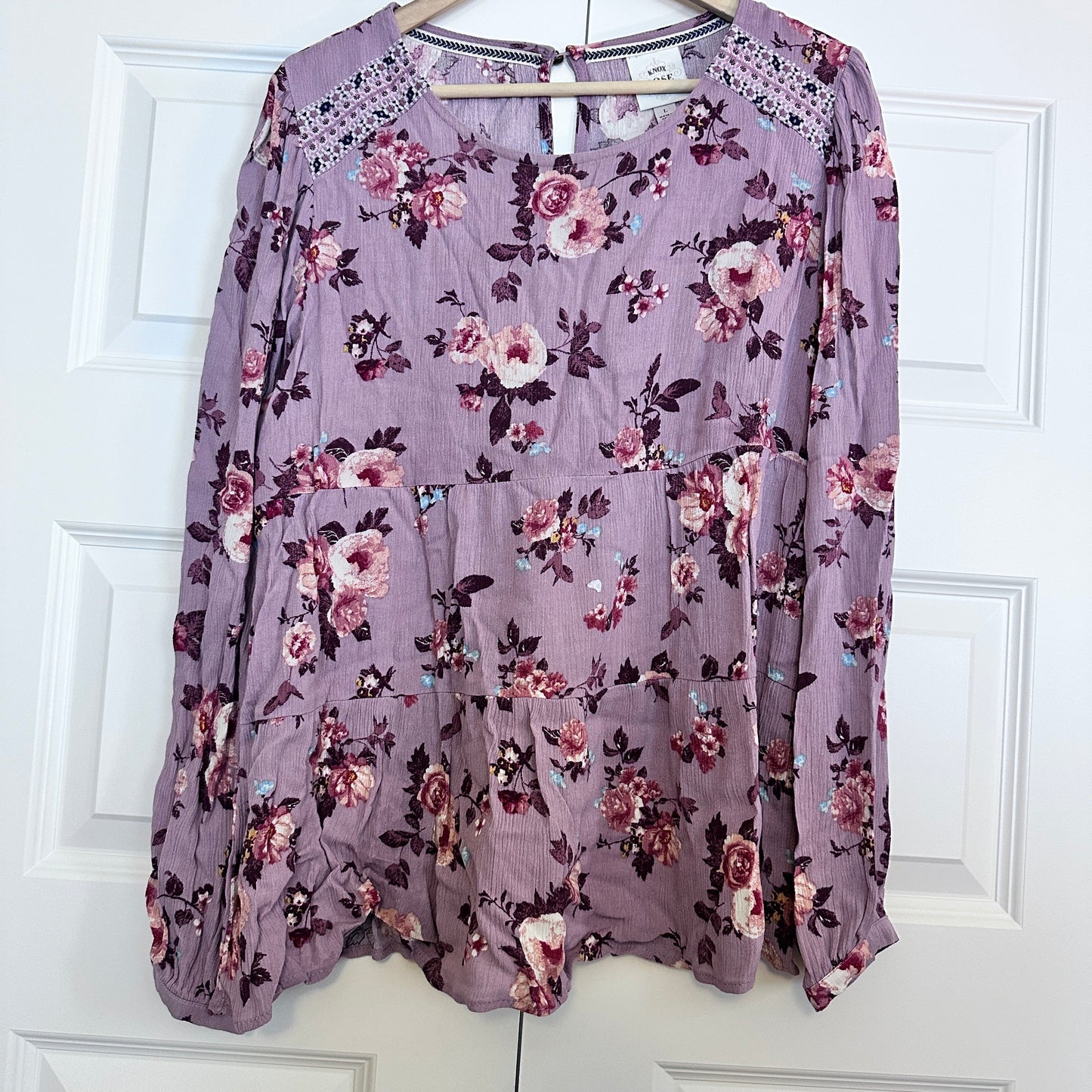 Seller #147 Women's |Knox Rose Size L flowy  top