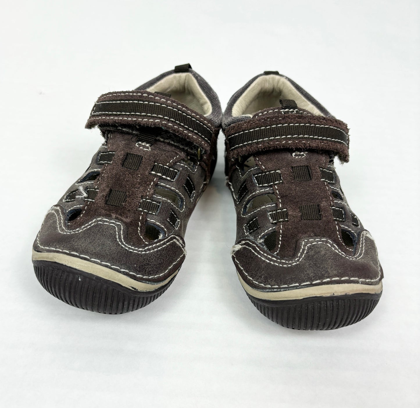 #14 Boys Size 7 Stride Rite Brown Sandals