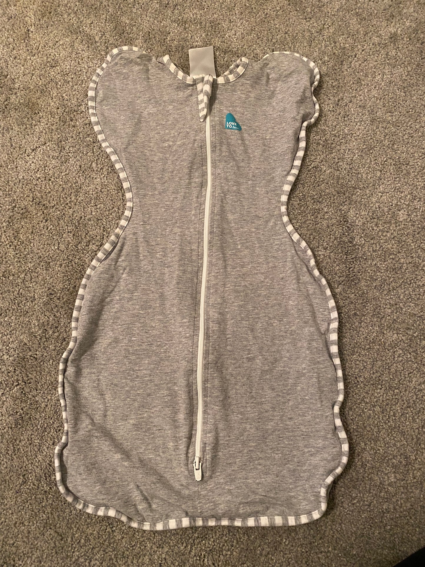 Love to Dream Swaddle Up size small