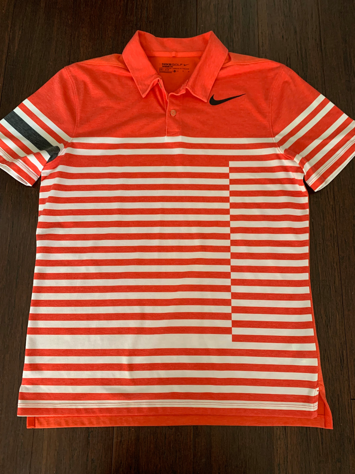 Seller 42, NikeGolf Dry Fit (Salmon stripe), VGUC, Mens Medium