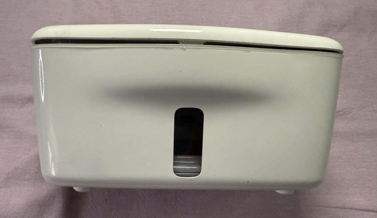 #103 OXO Perfect Pull Wipe Container