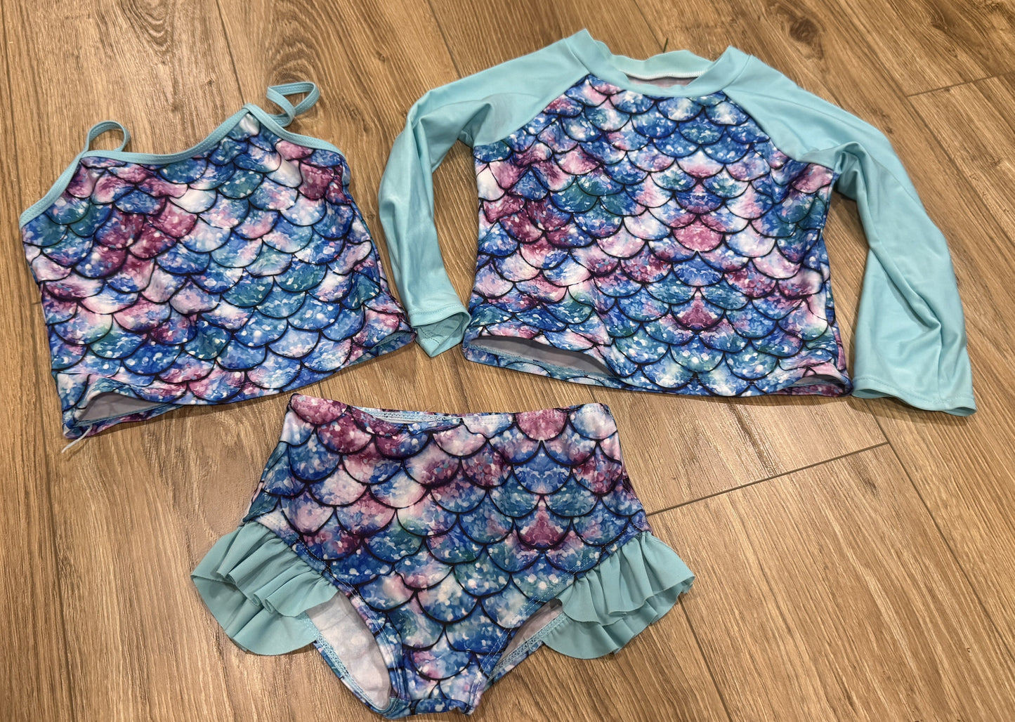 Seller #24 Girls Size 6T Amazon 3 Piece Mermaid Swimsuit Set