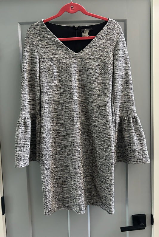136 EUC banana republic dress XS