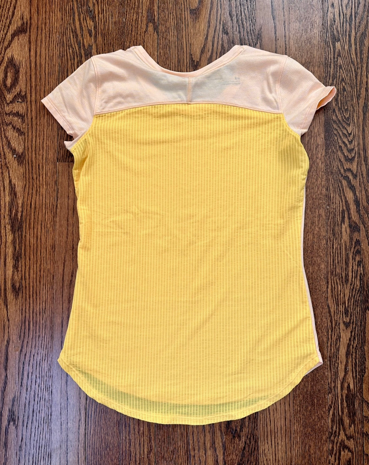 Women's Under Armour Bright Yellow Workout Shirt - size XS