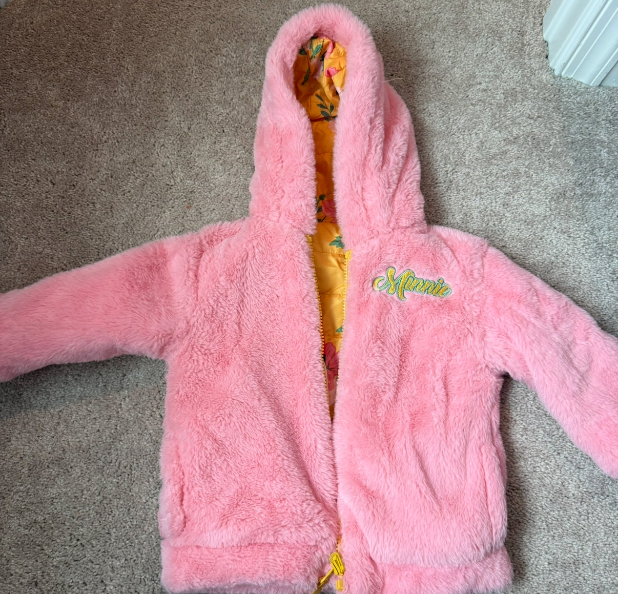 #139 Size 2T Double Sided Minney Mouse Coat