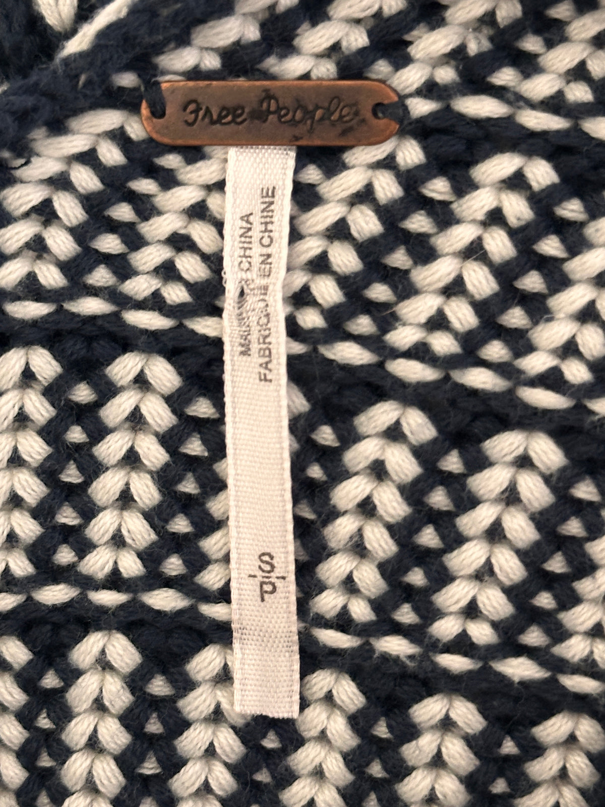 #163 Free People Oversized Sweater - Women's S - EUC