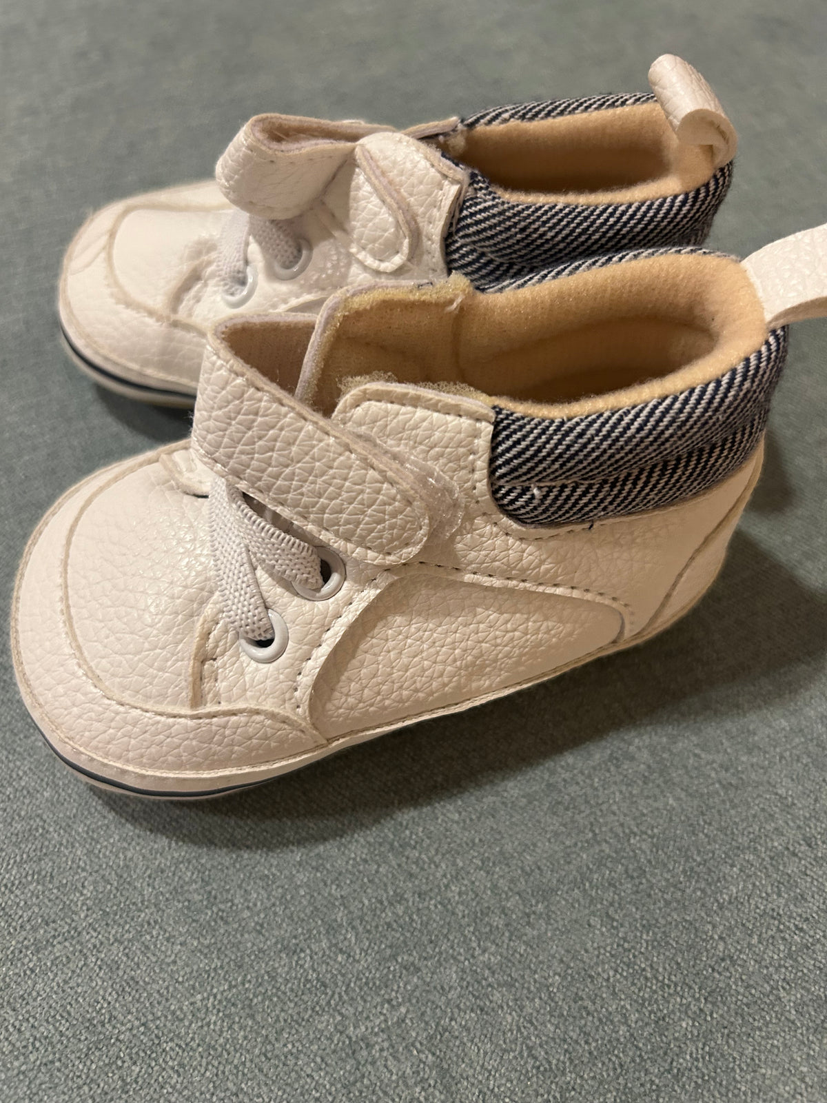 Seller 128 - Boys Size 2 White Shoes