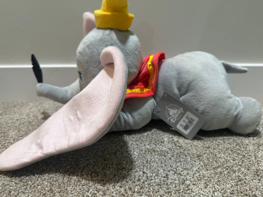 #107 Dumbo. NWT