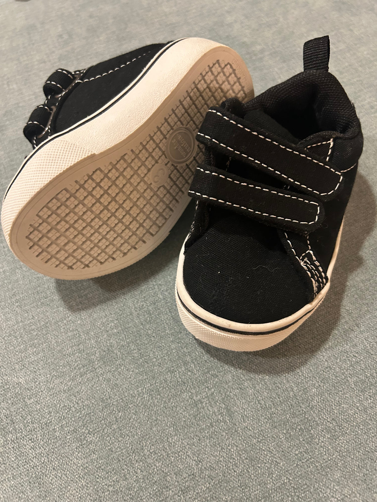 Seller 128 - Wonder Nation Boys Size 3 Shoes