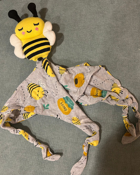 Seller 128 - Little Sleepies Bee Lovey