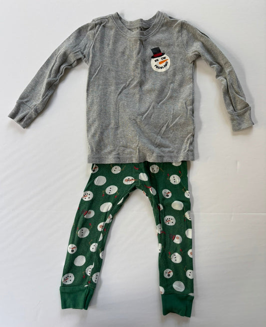#101 *REDUCED*Old Navy Snowman Pajamas Girls  Size 2T