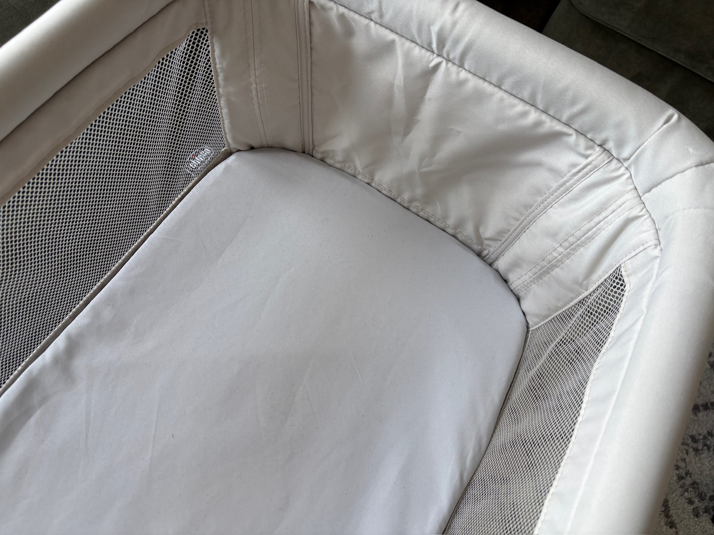 Seller #105 - Chicco Lullago Bassinet with Canopy VGUC