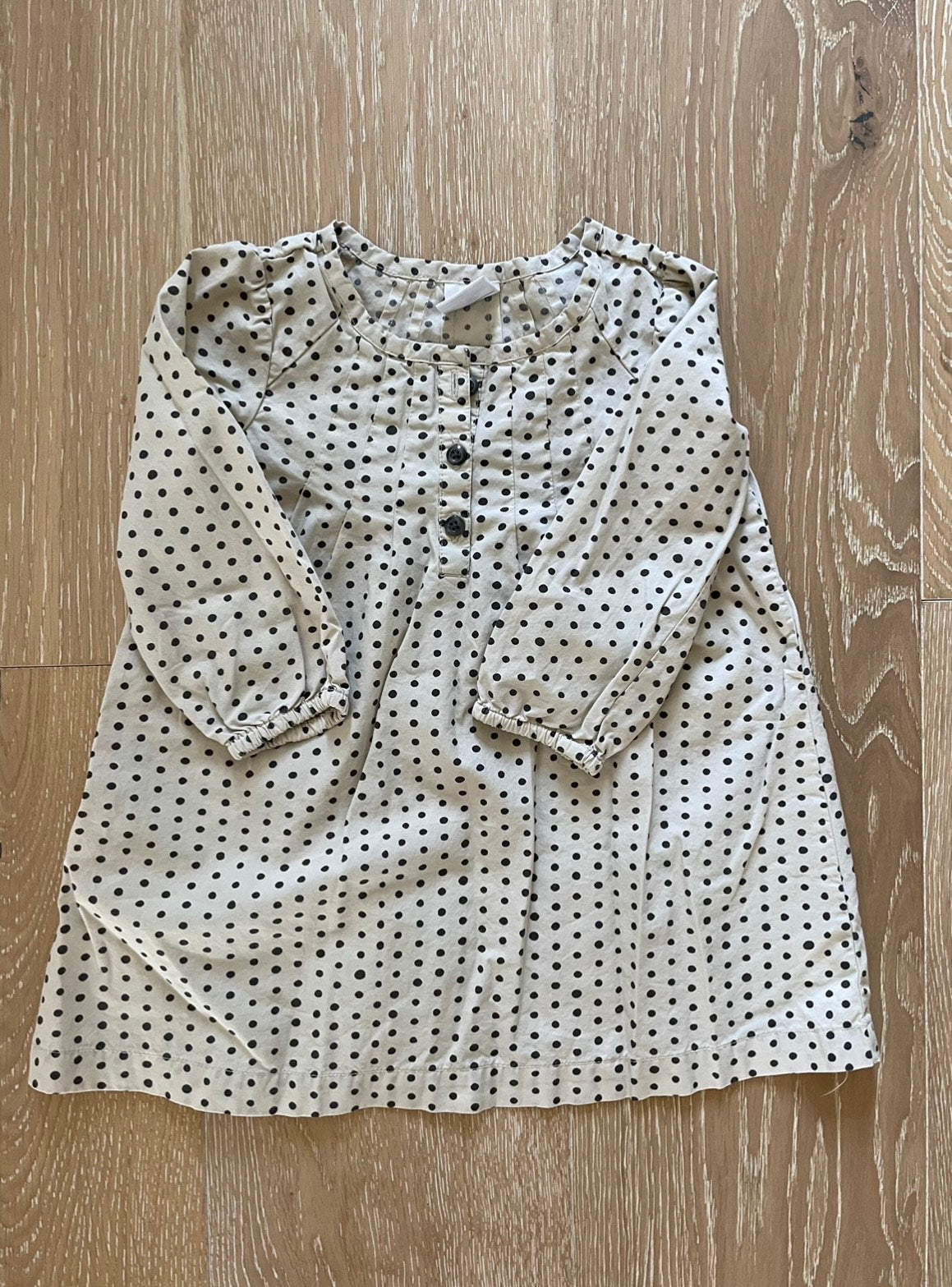 #222 Hanna Andersson Girls 2T Polka Dot Dress with Buttons