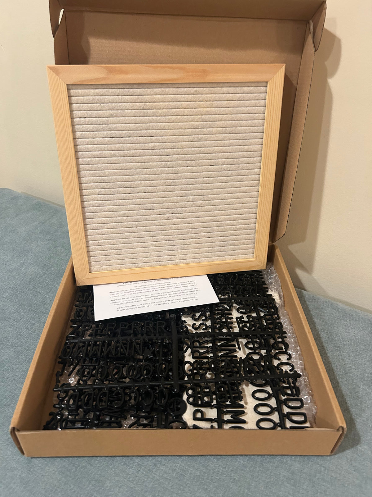 Seller 128 - Letterboard