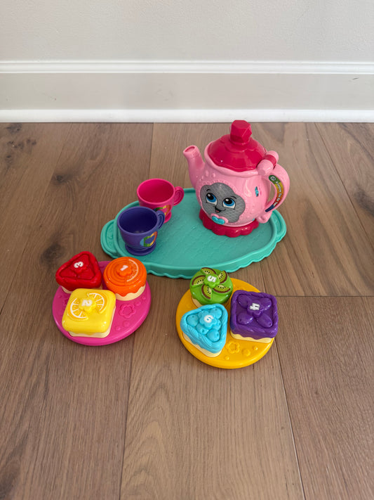 #21 • Leapfrog Tea Set