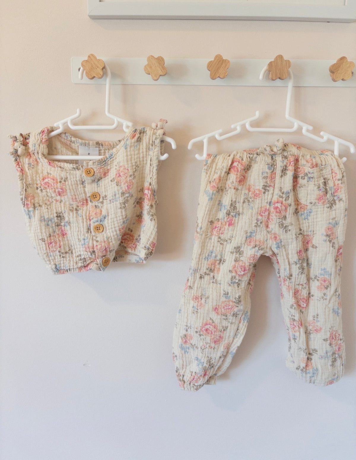 #36 Girls- Laura Ashley 24 month twoPiece floral outfit EUC