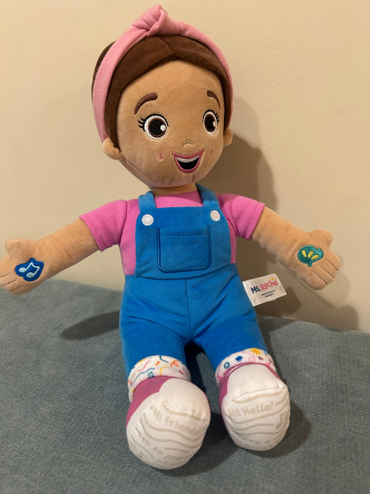 Seller 128 - Miss Rachel Talking Doll