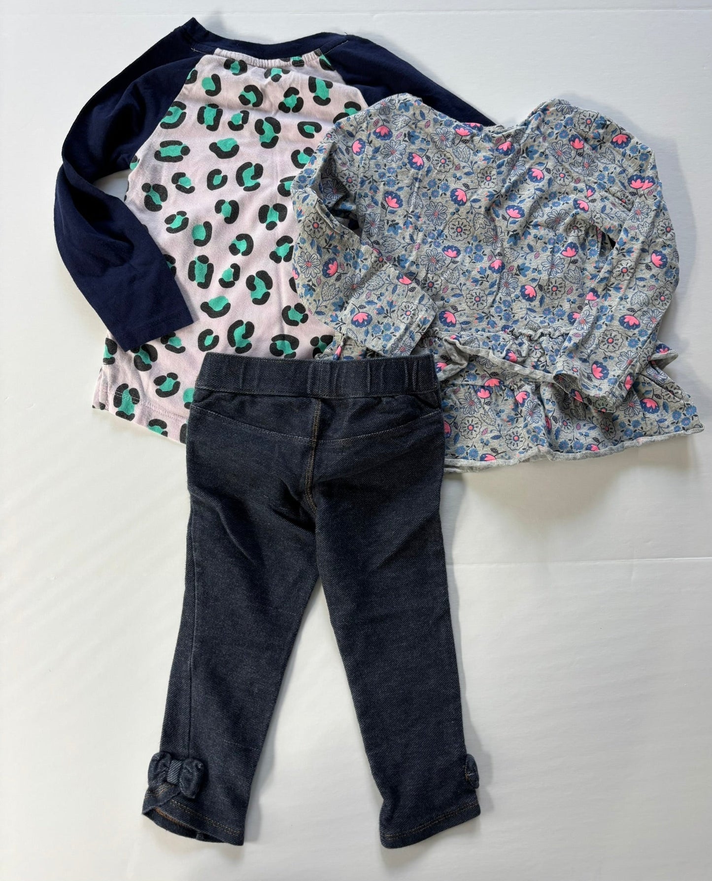 #101 *REDUCED*Carter's Long Sleeve Shirt Bow Jegging Bundle Girls Size 18-24 months