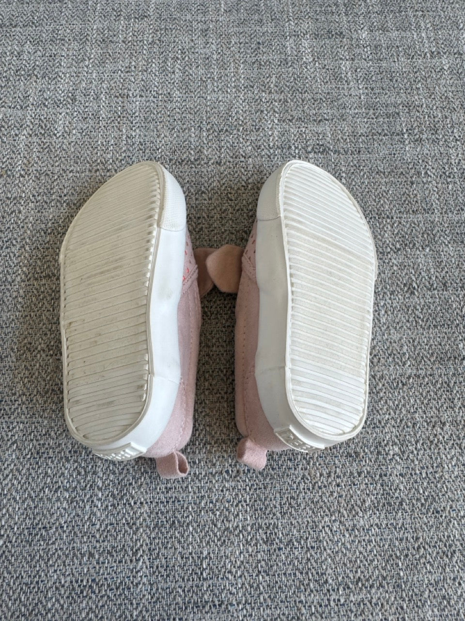 Seller #114 Old Navy pink Loafers with bow and hearts girls size 5