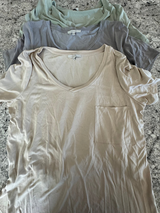 #107 V-Neck Pocket Tees (set of 3)
