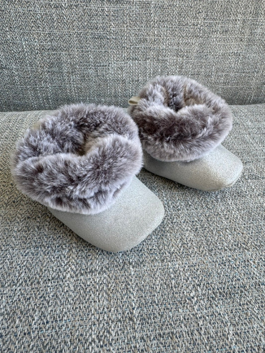 Seller #114 Carters just one you silver fur booties girls size 3-6 months