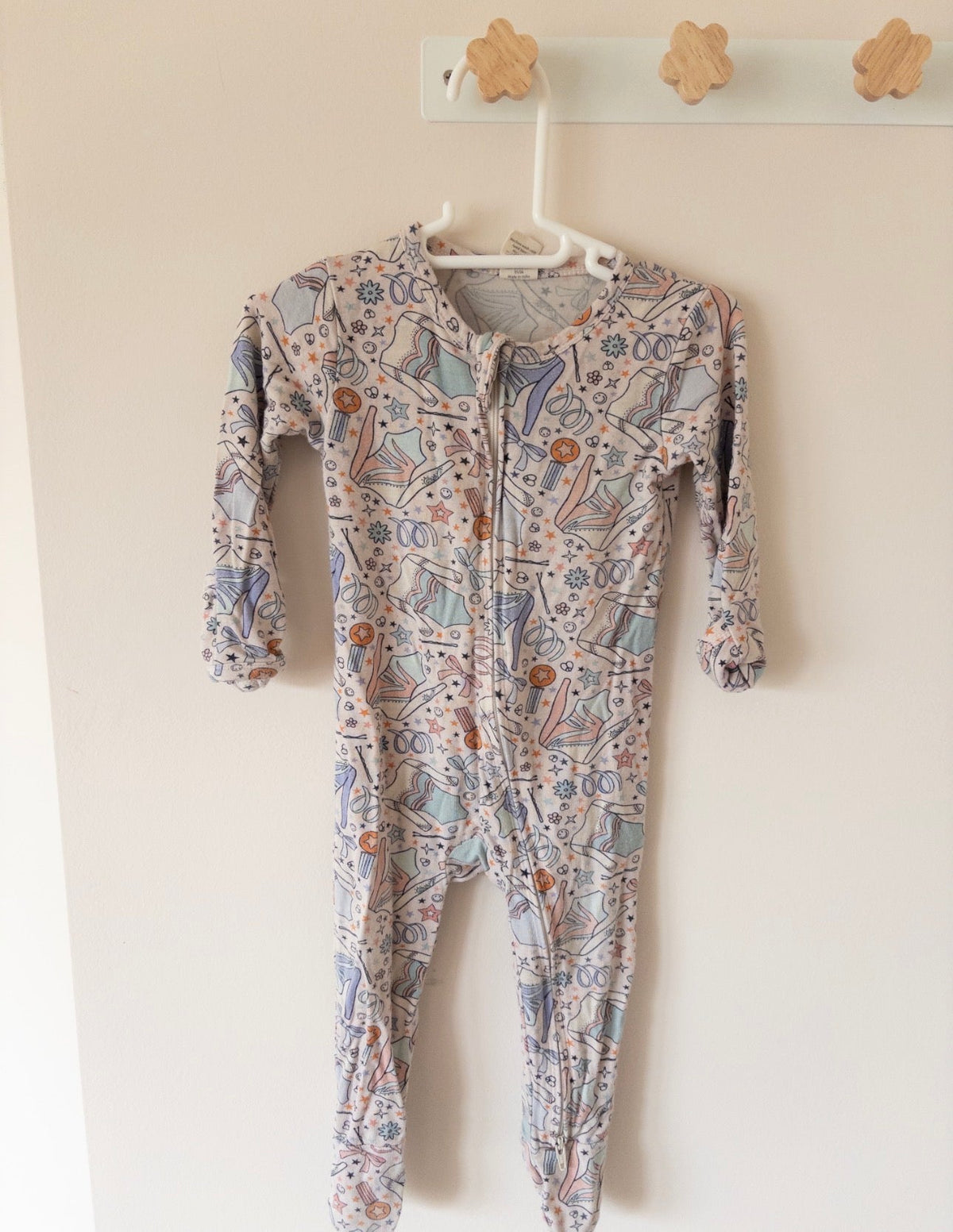 #36 Girls 6-12 month gymnastics bamboo pajamas GUC