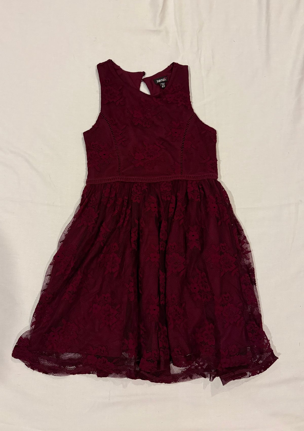 Seller #142 Girls 7/8 Zenzi Maroon Lace Dress