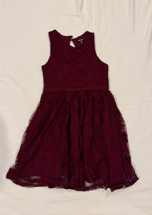 Seller #142 Girls 7/8 Zenzi Maroon Lace Dress