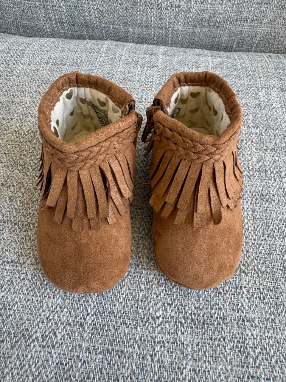 Seller #114 Born brown booties with fringe girls size 2