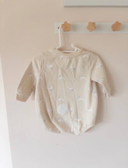 #36- Girls Bunny cat and jack bubble romper. 3-6 mo GUC