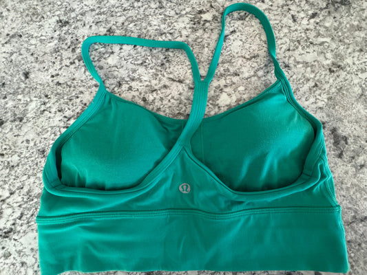 #107 Lululemon sports bra size 8