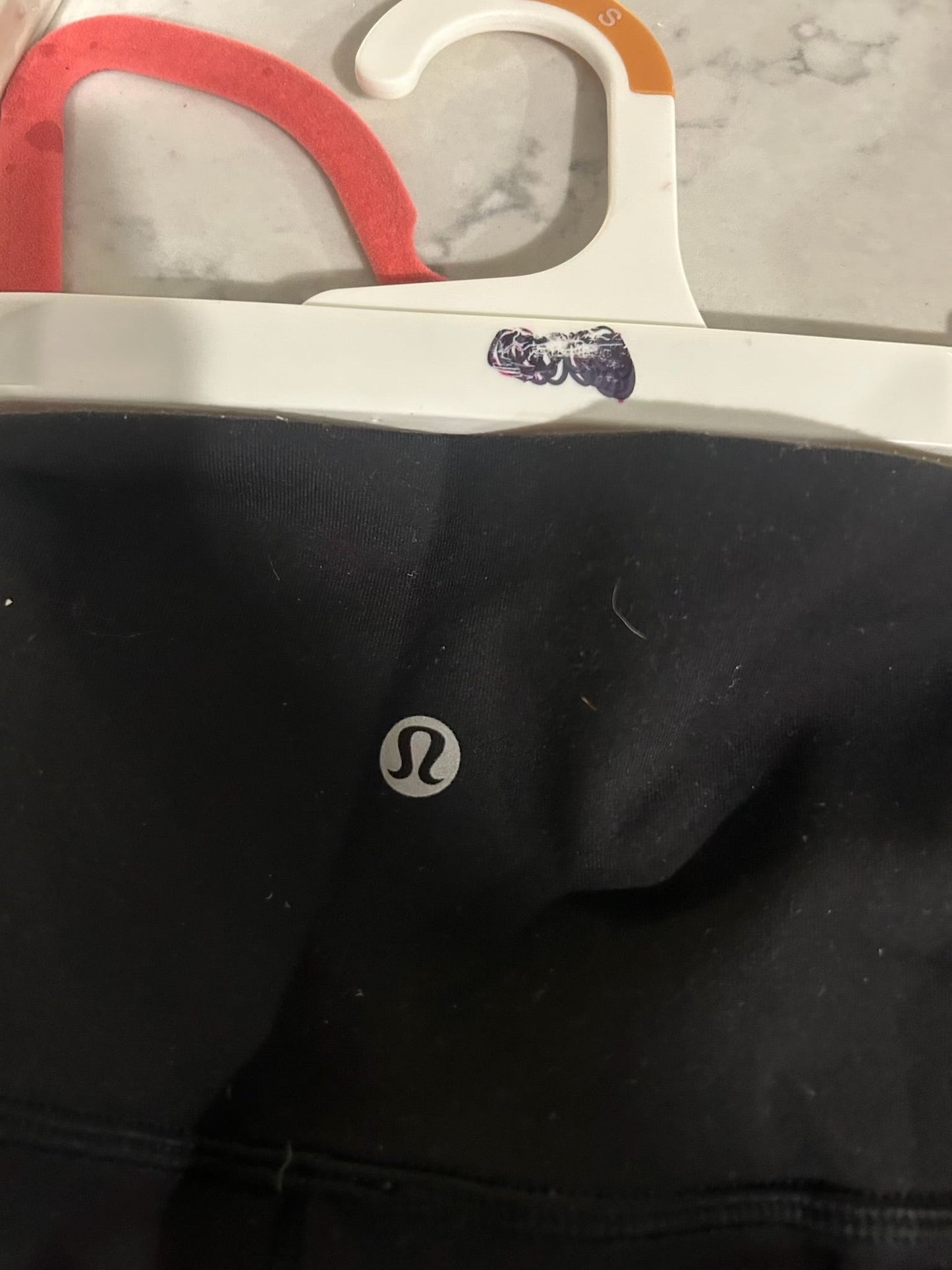 136 EUC size 6 lululemon pants
