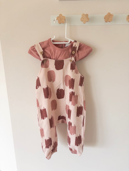#36- Girls 6month two piece set with abstract overalls EUC