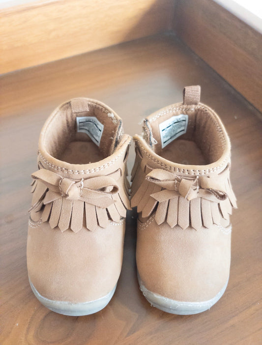 #36- Carters size 3 brown boots. EUC