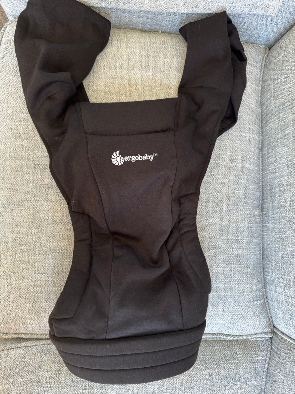 Seller #114 Ergo baby embrace newborn carrier black
