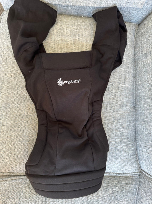 Seller #114 Ergo baby embrace newborn carrier black