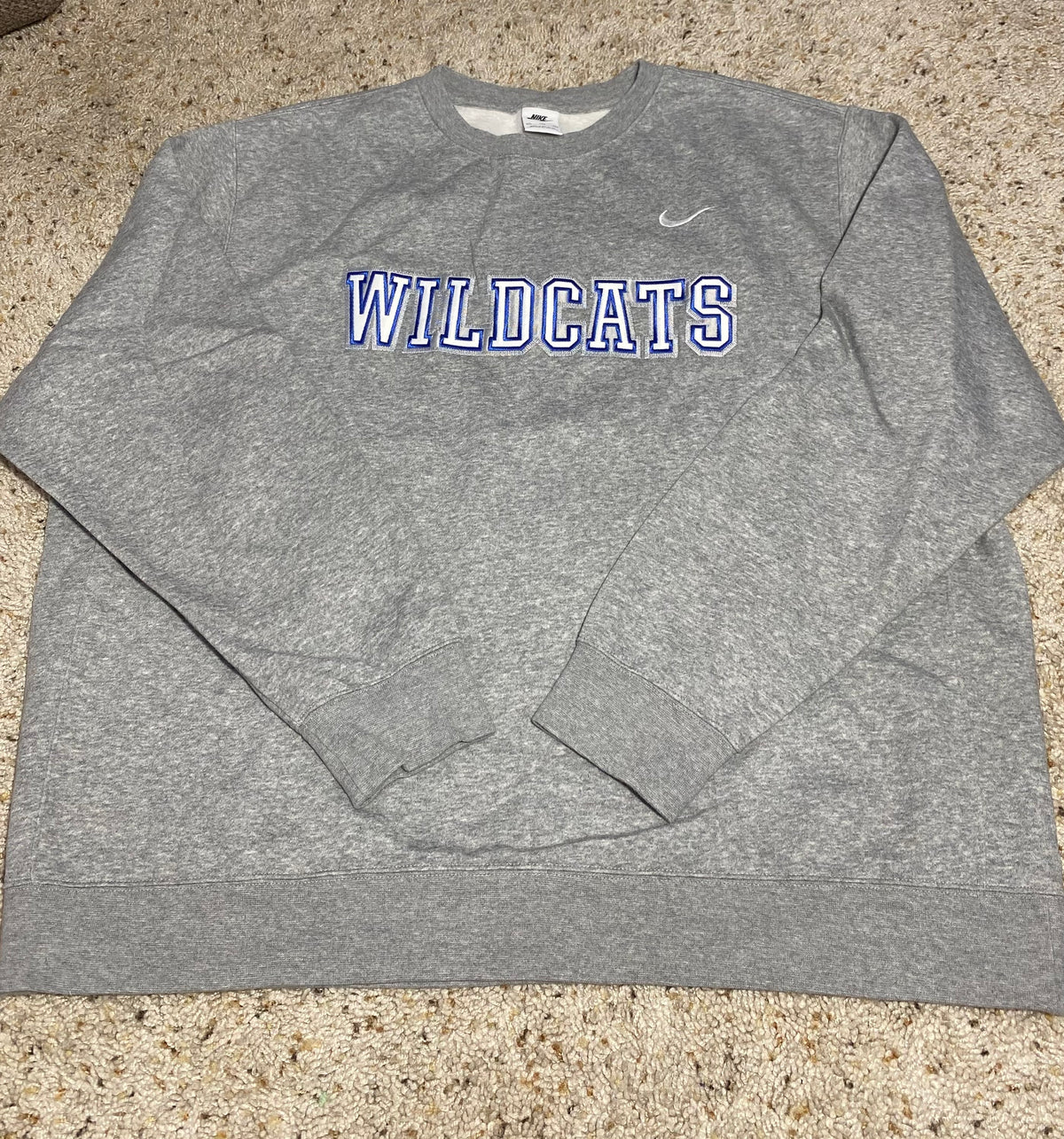 Seller #57 Men’s Nike 2XL UM sweatshirt