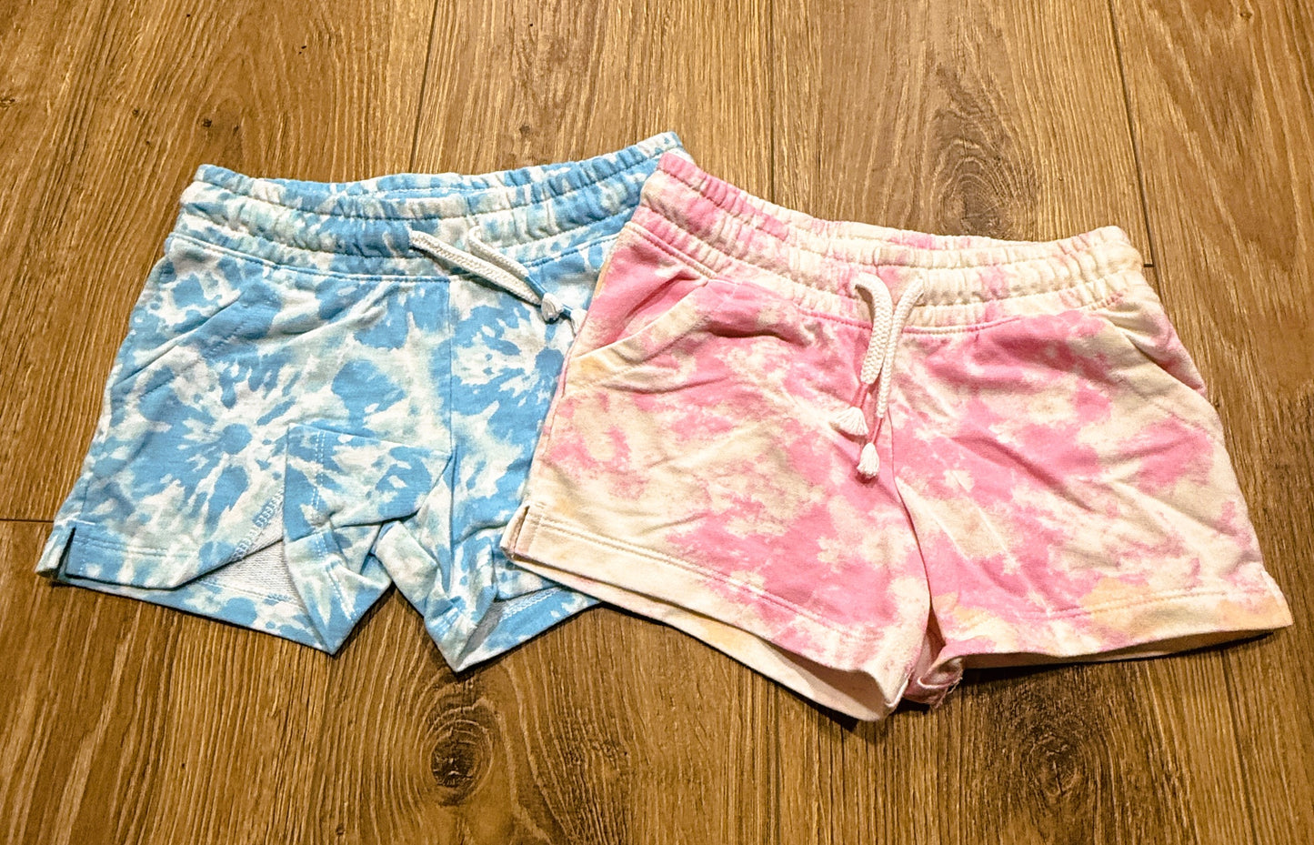 Seller #24 Girls Size 5T Cat and Jack Tie Dye Shorts Set