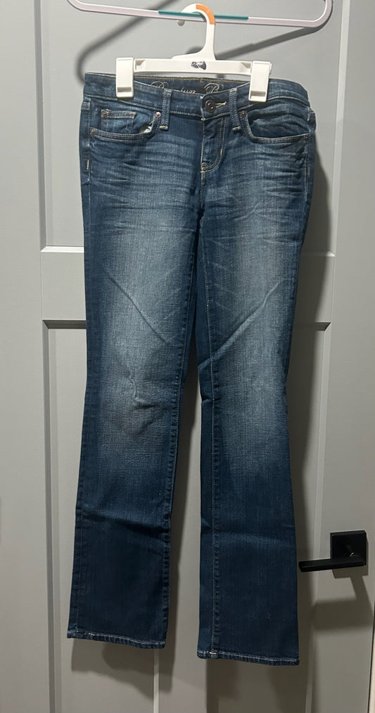 136 EUC gap premium jeans size 25 r