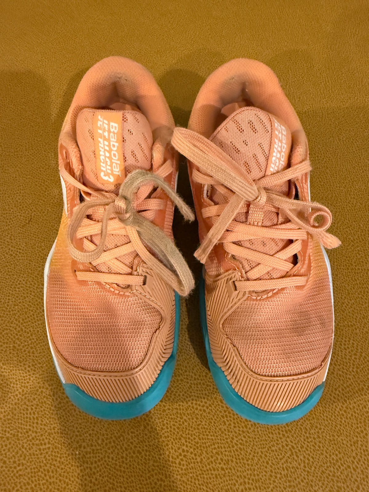 #87 Babolat size 3 girls hard court tennis shoes GUC