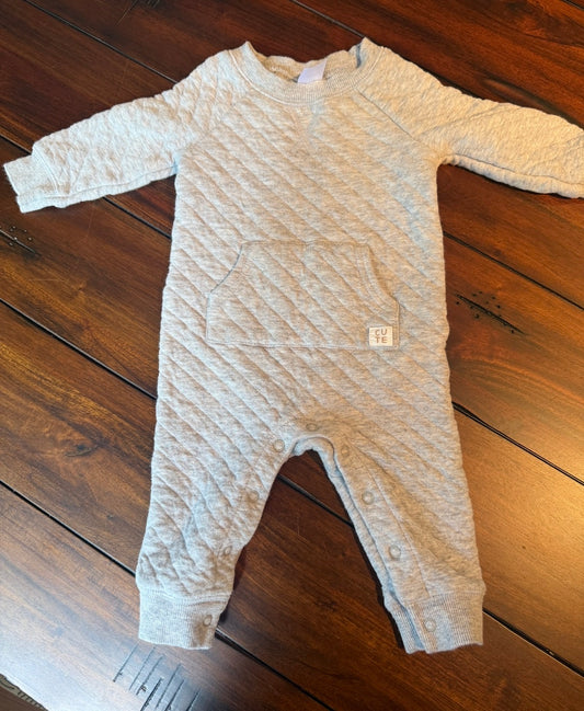 #51 Carter's Gender Neutral 6M Quilted Romper