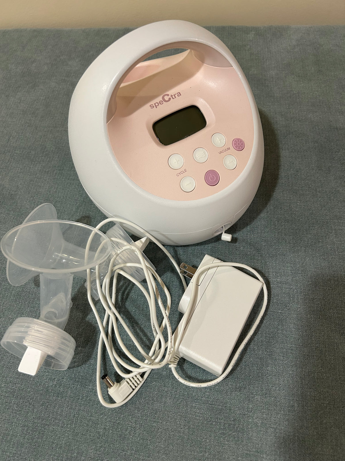 Seller 128 - Spectra Breastpump