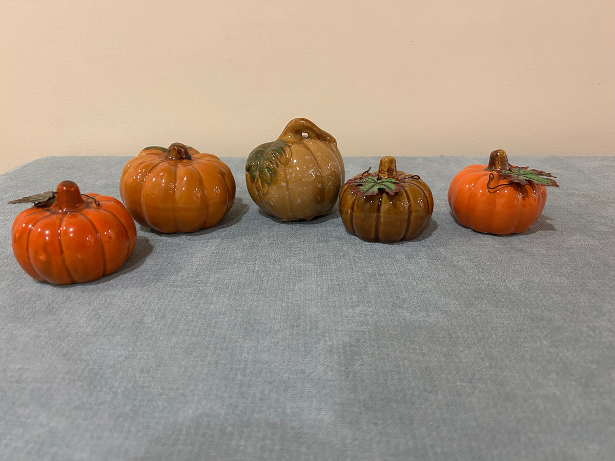 Seller 128 - Ceramic Pumpkin Decor