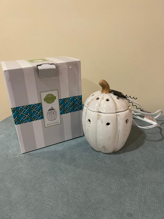 Seller 128 - Scentsy Warmer Rustic Pumpkin