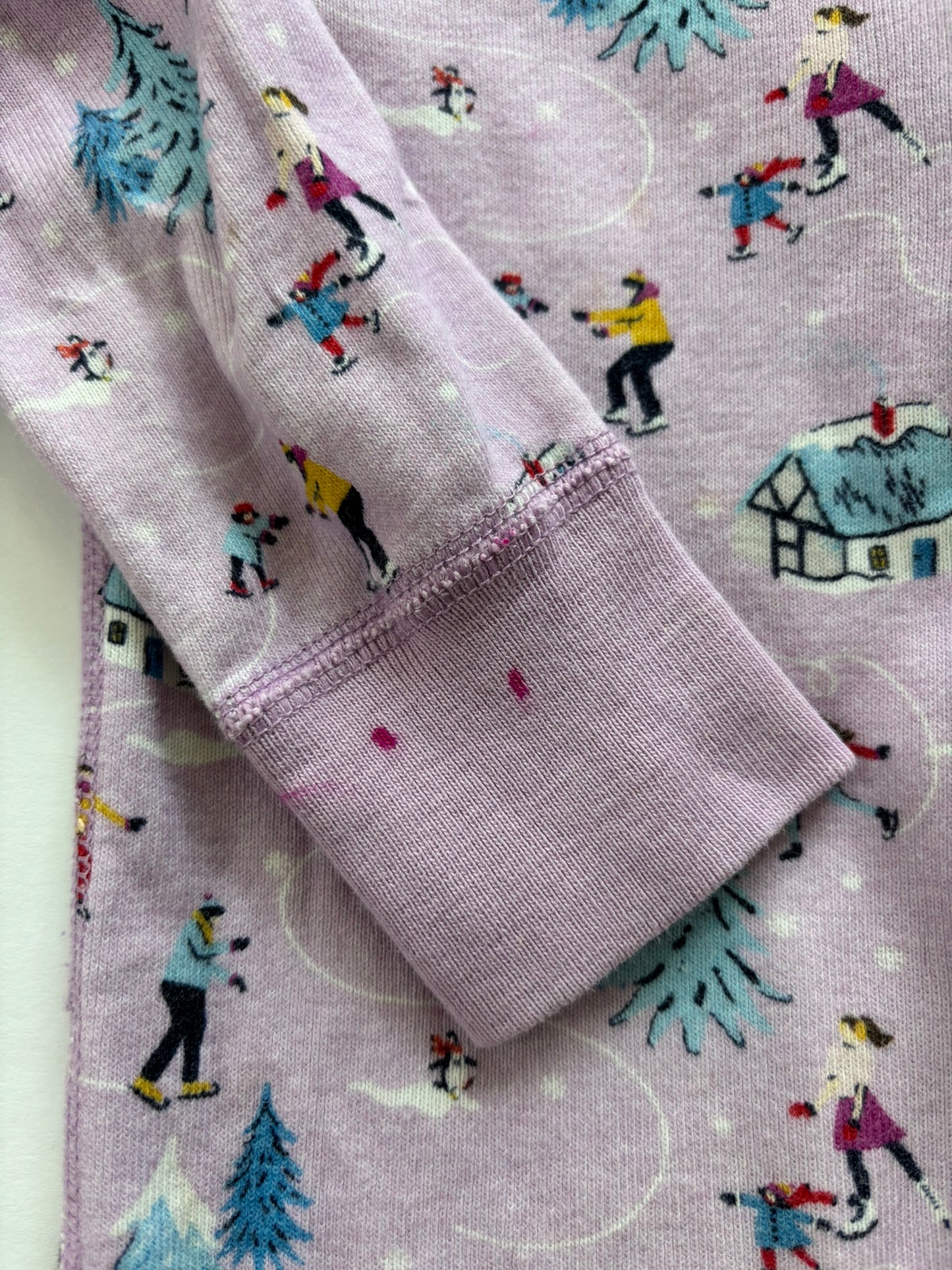 #101 Hanna Andersson Ice Skating Zipper Sleeper Pajamas Girls Size 2T