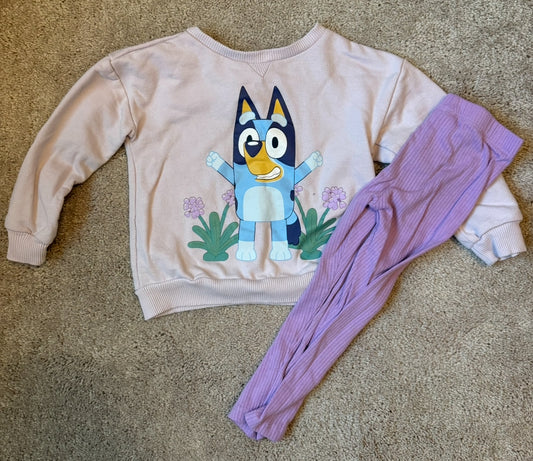 #139 Size3T Bluey Outfit