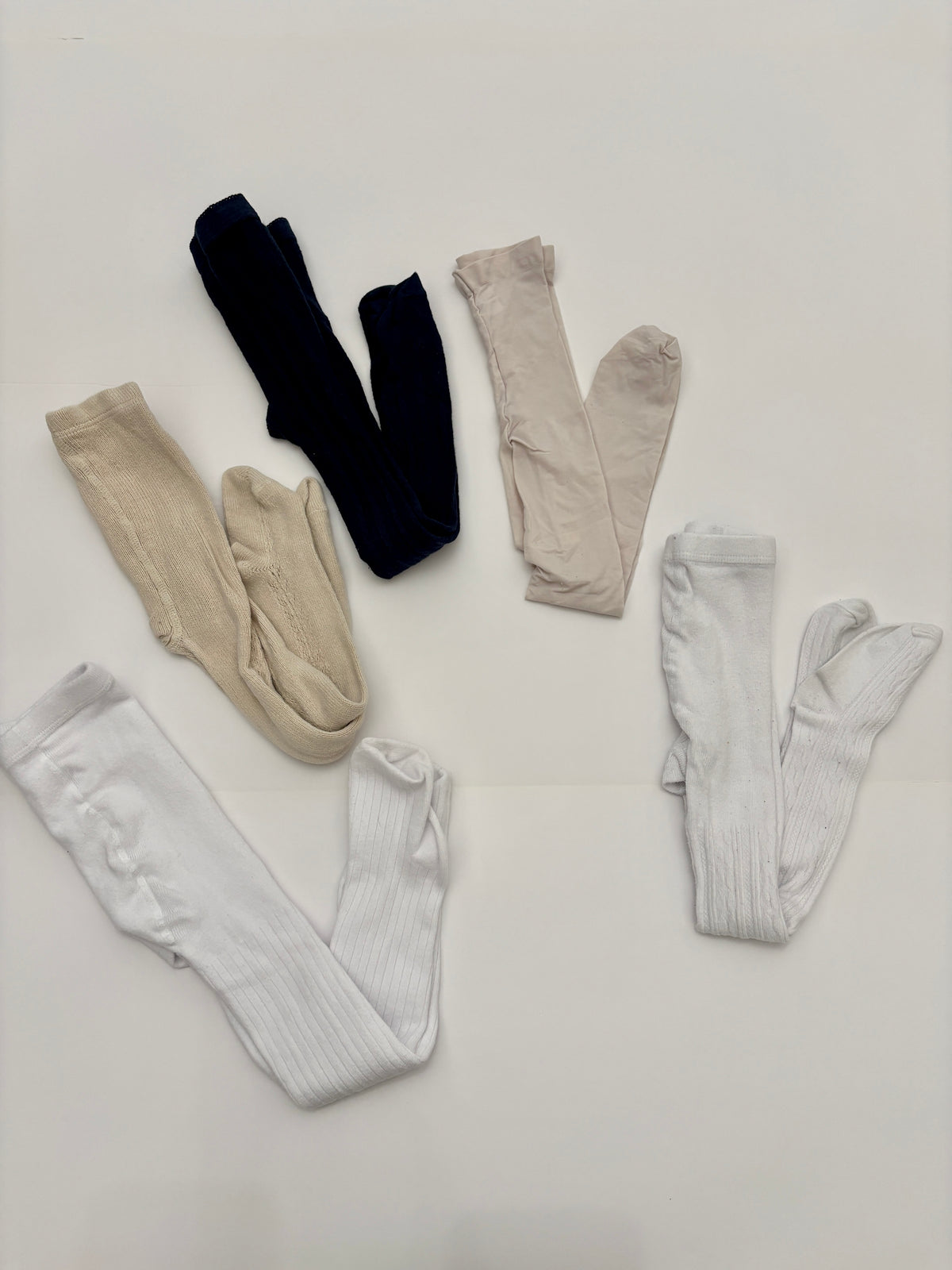 #121 girls 2-3T set of 5 tights including Hannah Andersson, VGUC
