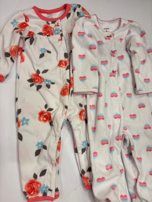 #86A girls 9mo fleece sleepers, carters