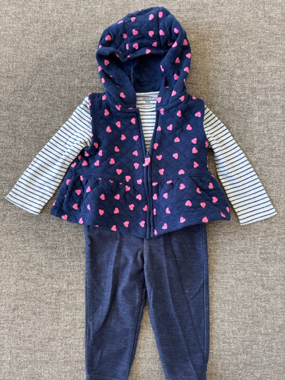 Seller #114 Carters 3 piece set with heart vest girls size 9 months