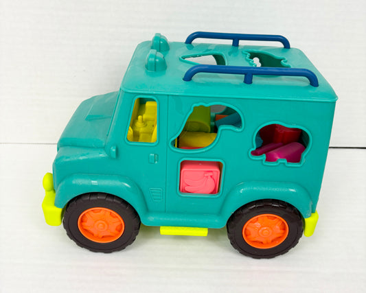 Shape Sorting Truck with Shapes and trunk door